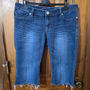 Seven7 Distressed Blue Cropped Jeans